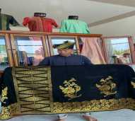 TENUN SONGKET MOTIF KUNTUM BUNGA RAYA